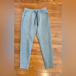American Eagle Men’s Joggers Size Small